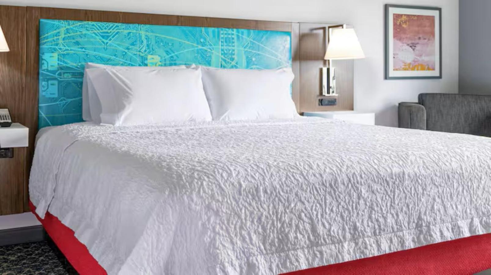 Hampton Inn & Suites Maui North Shore Кахулуи Екстериор снимка