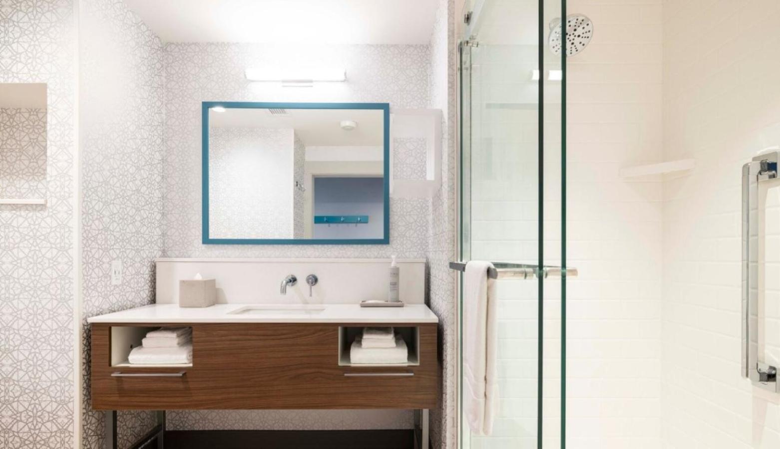 Hampton Inn & Suites Maui North Shore Кахулуи Екстериор снимка